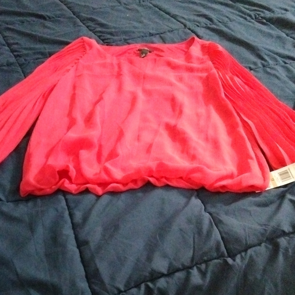 Women's Pink Top